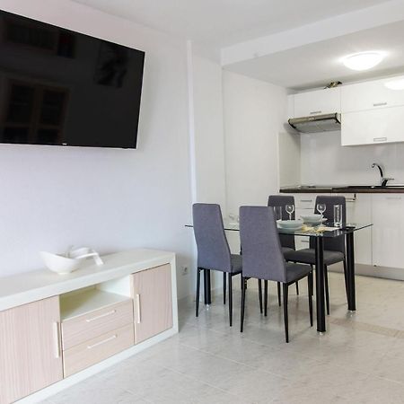 Holiday Suite Playa Del Cura 托雷维耶哈 外观 照片