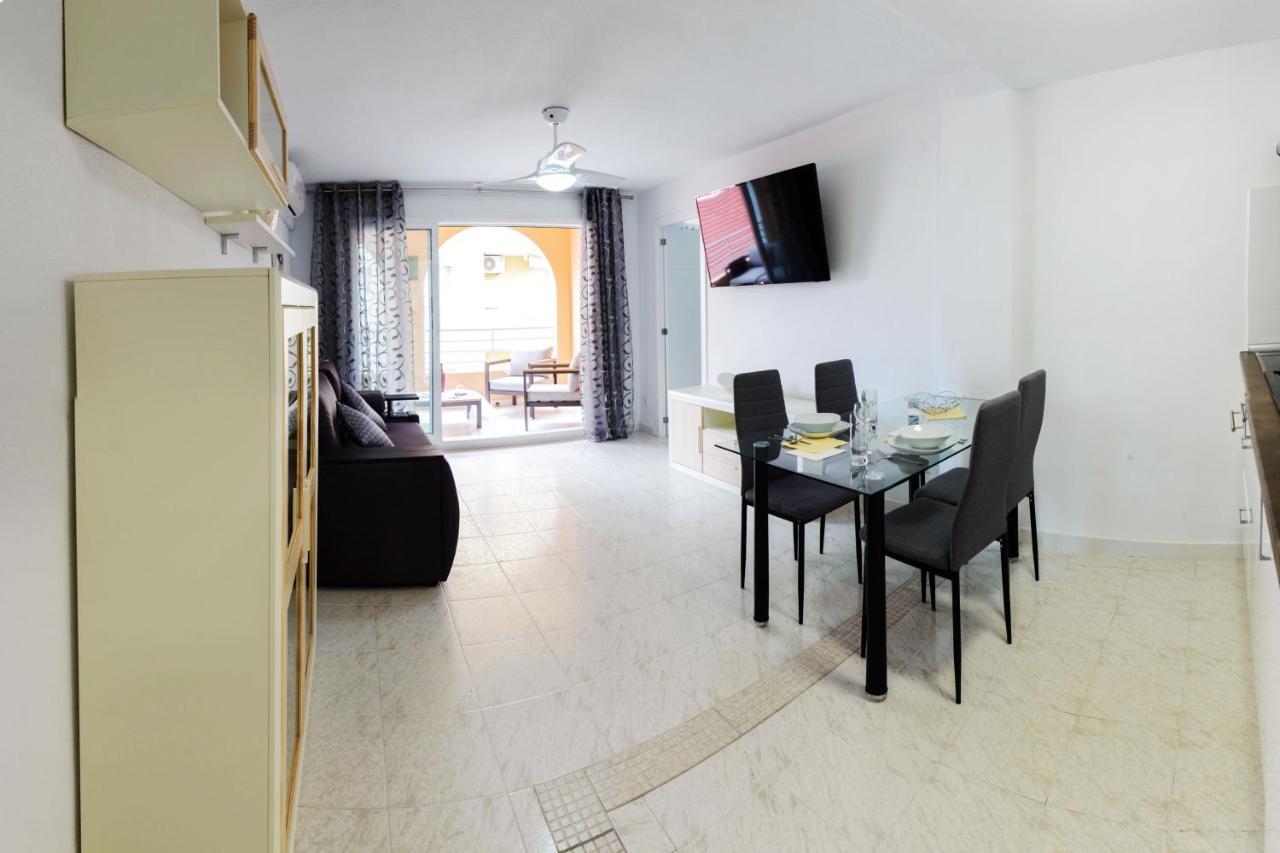 Holiday Suite Playa Del Cura 托雷维耶哈 外观 照片