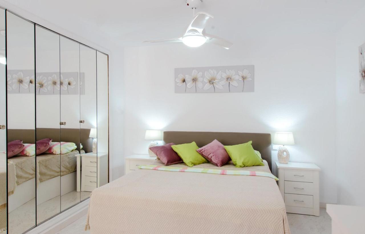 Holiday Suite Playa Del Cura 托雷维耶哈 外观 照片